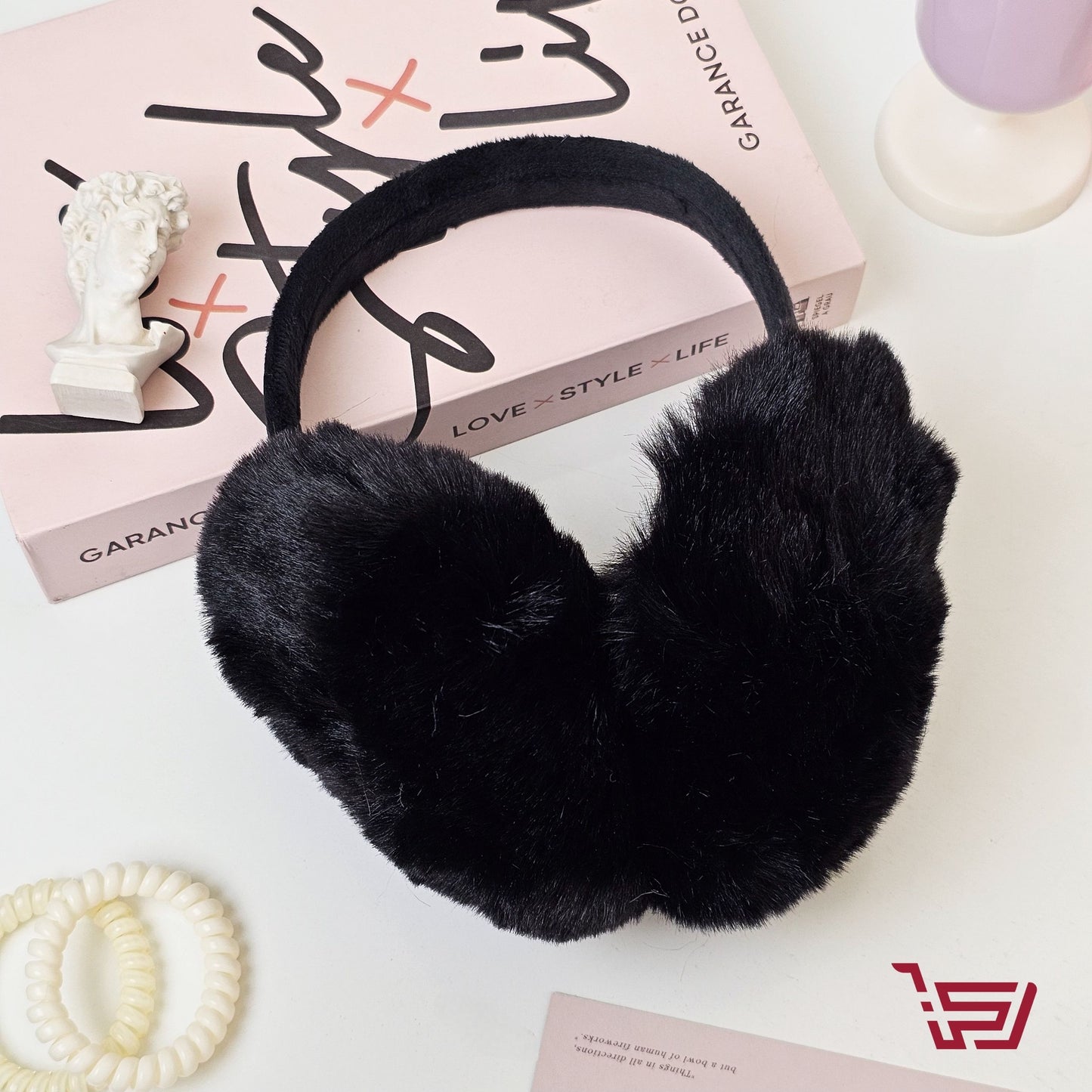 سدادة اذان فرو ناعمة