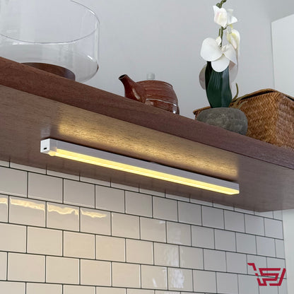 مصباح لاصق حساس للحركة