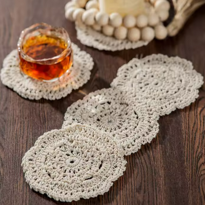 مفرش كوب حياكة بتصميم الزهور