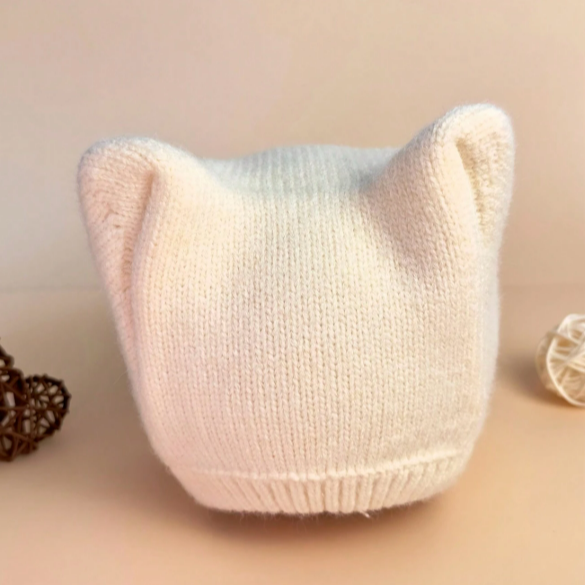 قبعة اطفال الفراولة