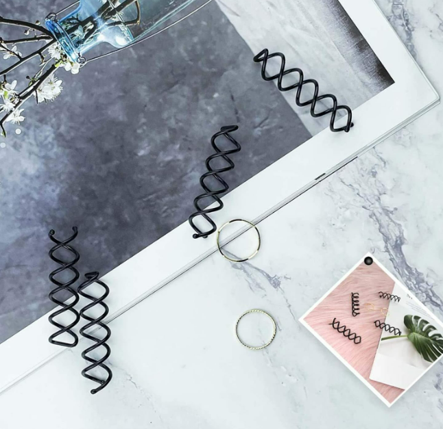 مشبك شعر حلزوني