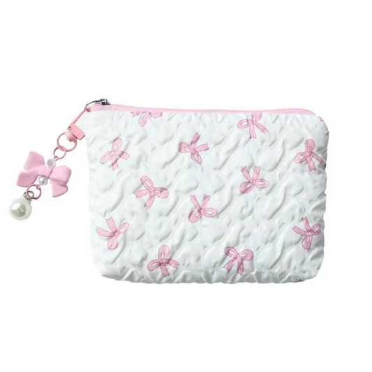 محفظة مكياج بطبفات الفيونكة