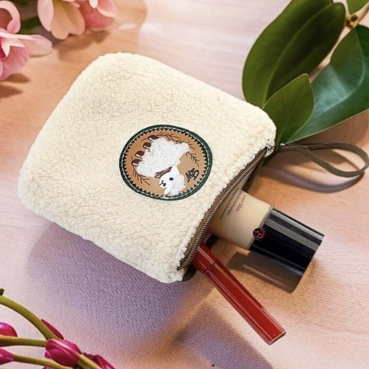 محفظة مكياج صوف صغيرة