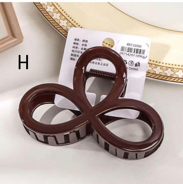 قراصة شعر ماروني بأشكال متعددة