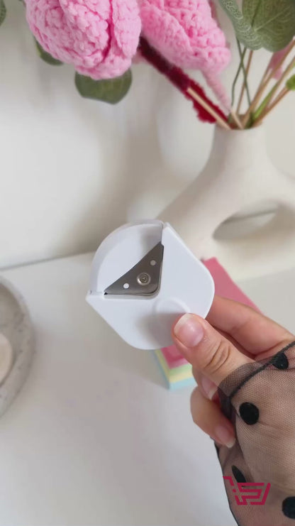 اداة ثني زوايا الورق