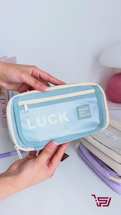 محفظة اقلام Luck