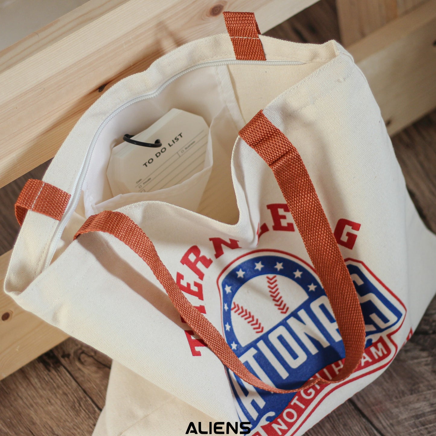 توت باك كانفس